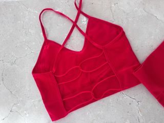 Set sportivo rosso
