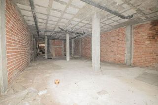 Local comercial en venta en Zona Puerto Deportivo en Fuengirola