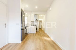 Piso en venta en Almenara en Madrid
