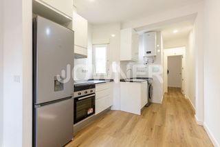Piso en venta en Almenara en Madrid