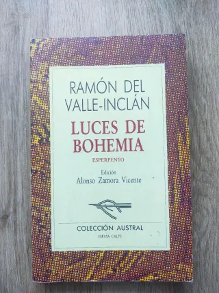 Libro "Luces de Bohemia"