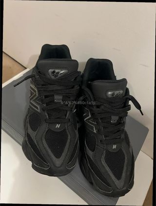 New Balance 9060 Talla 36 Negro
