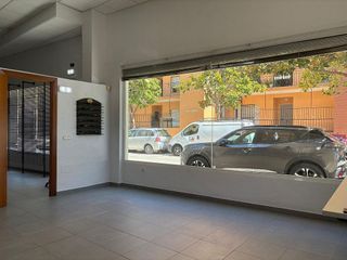 Local comercial en venta en Arroyo de la Miel en Benalmádena