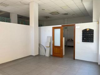 Local comercial en venta en Arroyo de la Miel en Benalmádena