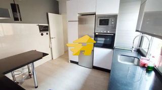 Piso en alquiler en Ciudad Jardín - Zoco en Córdoba