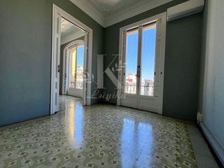 Oficina en alquiler en La Dreta de l'Eixample en Barcelona