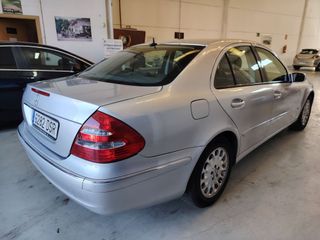 Mercedes-Benz Clase E 2005