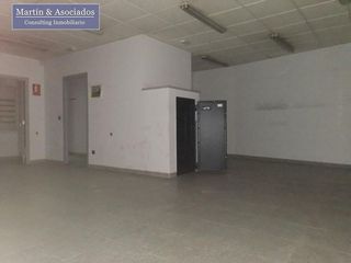 Local comercial en venta en San Roque en Sevilla