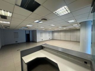 Local comercial en alquiler en Cuatro Caminos - Plaza de la Cubela en Coruña (A)