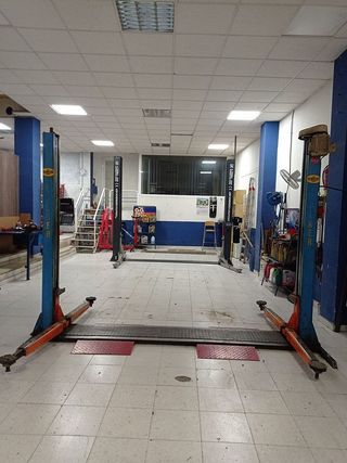 Local comercial en venta en Barbastro