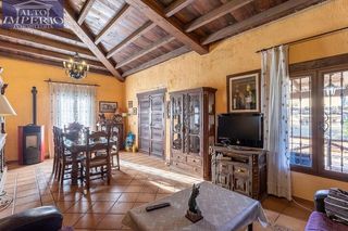 Chalet en venta en Zubia (La)