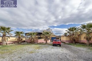 Chalet en venta en Zubia (La)