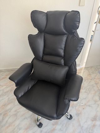Sillón de oficina negro