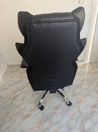 Sillón de oficina negro