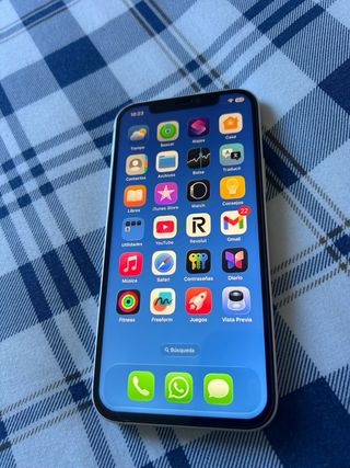 iPhone 12 en excelentes condiciones