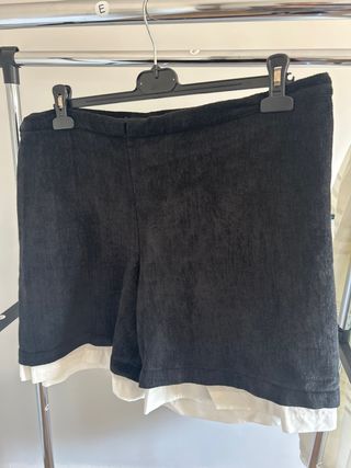 Negrilla de fallero negra y blanca