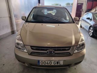 KIA Carnival 2010