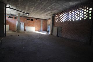 Local comercial en venta en El Bajondillo en Torremolinos