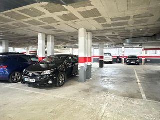 Garaje en venta en El Castell-Poble Vell en Castelldefels