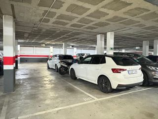 Garaje en venta en El Castell-Poble Vell en Castelldefels