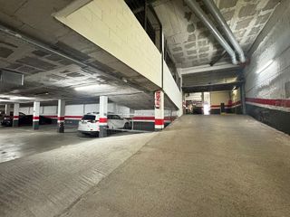 Garaje en venta en El Castell-Poble Vell en Castelldefels