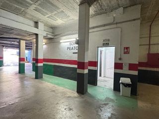 Garaje en venta en El Castell-Poble Vell en Castelldefels