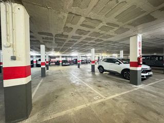 Garaje en venta en El Castell-Poble Vell en Castelldefels