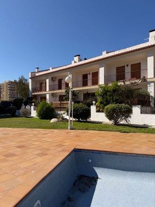 Casa adosada en alquiler en Vilassar de Mar