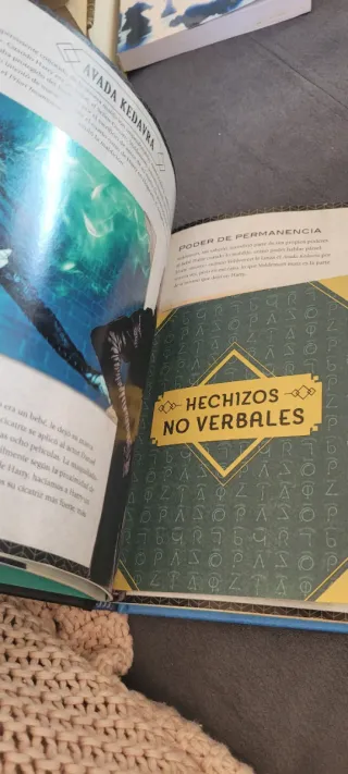 TAPA DURA Harry Potter. Hechizos y encantamientos