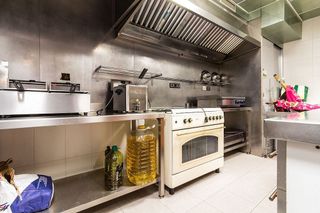 Local comercial en venta en Centro en Almería