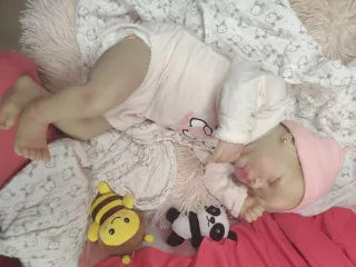 Bebé Reborn Niña