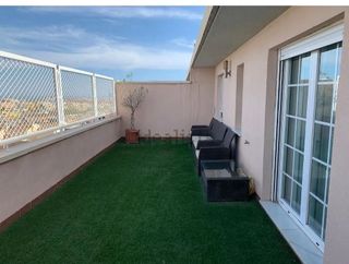 Ático en alquiler en San Luis en Almería