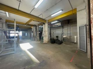 Local comercial en venta en Fondo en Santa Coloma de Gramanet