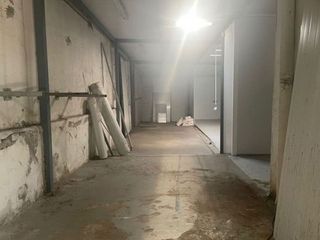 Local comercial en venta en Fondo en Santa Coloma de Gramanet