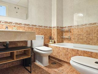 Piso en alquiler en Nueva Andalucía centro en Marbella