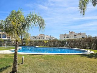 Piso en alquiler en Nueva Andalucía centro en Marbella