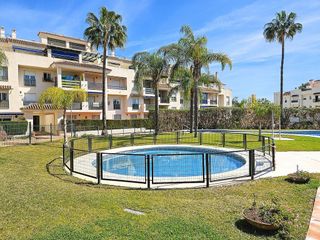 Piso en alquiler en Nueva Andalucía centro en Marbella