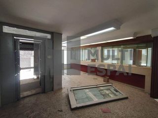 Oficina en venta en Les Roquetes en Barcelona