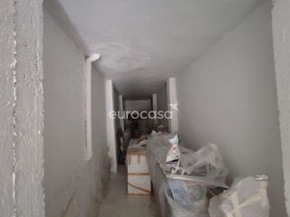 Local comercial en venta en Numancia - San Fernando en Santander