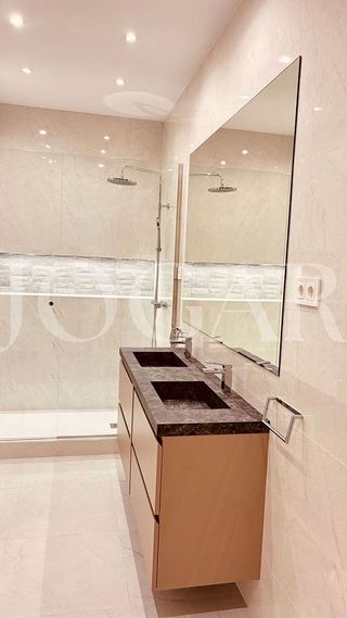 Piso en alquiler en Almagro en Madrid