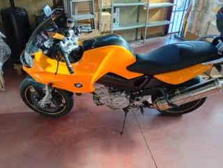 BMW F800R limitada en papeles A2