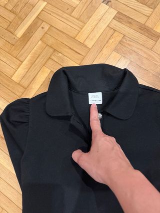 Vestido negro Zara manga larga