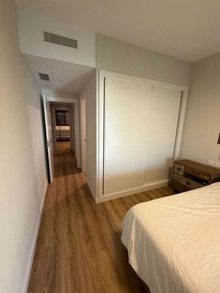 Piso en alquiler en Colores - Entreparques en Sevilla