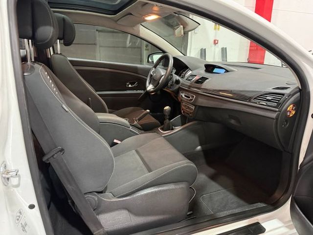 Renault Megane Mégane Coupé Dynamique dCi 110 CV eco2