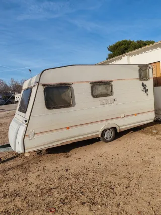 Caravana 5 Plazas -750kgr