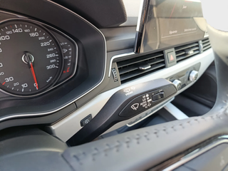 Audi A4 S line 30 TDI 100kW 136CV S tronic