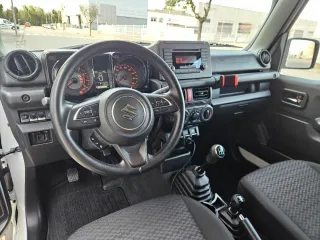 Suzuki Jimny 2024