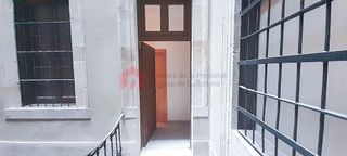 Piso en venta en El Raval en Barcelona