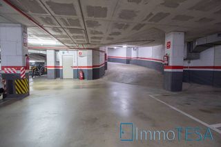 Garaje en venta en Centre en Sabadell