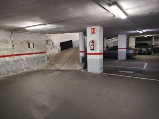 Garaje en alquiler en Sant Andreu de Palomar en Barcelona